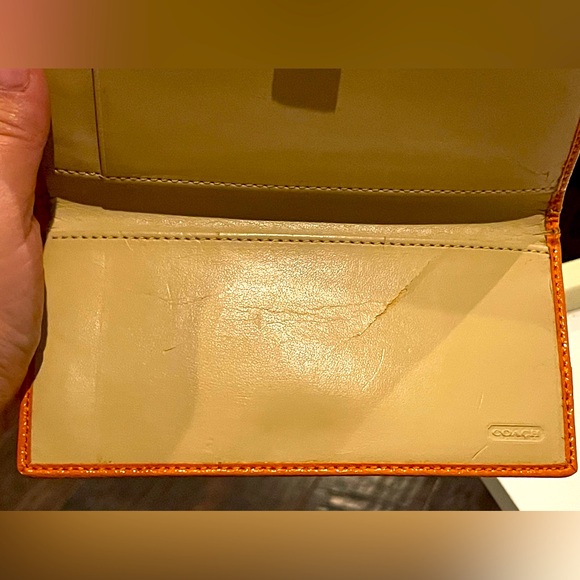 COACH vintage tri-fold wallet INSERT with minor rubbing on the inside. - Picture 8 of 8